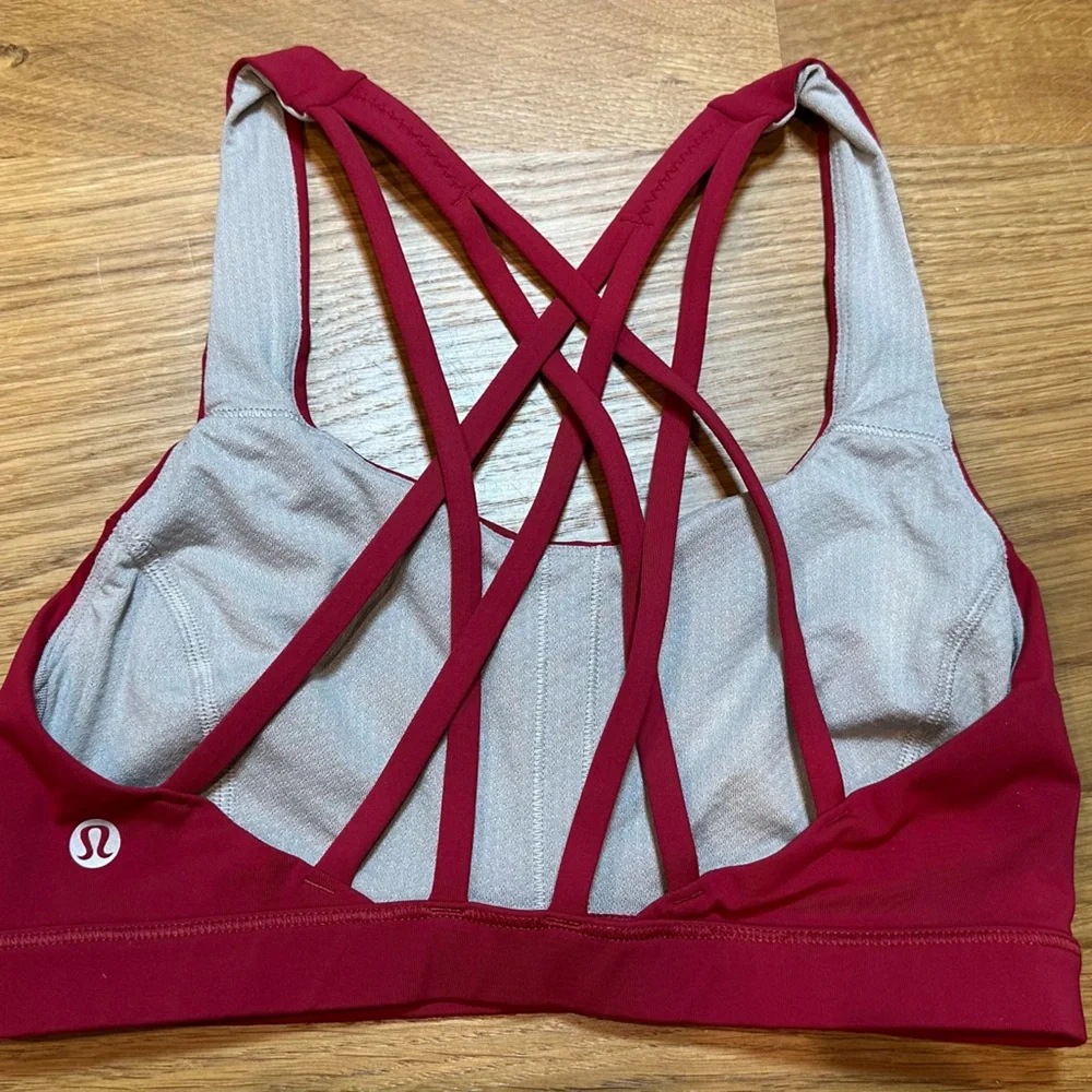 Lululemon Free To Be Serene Bra
